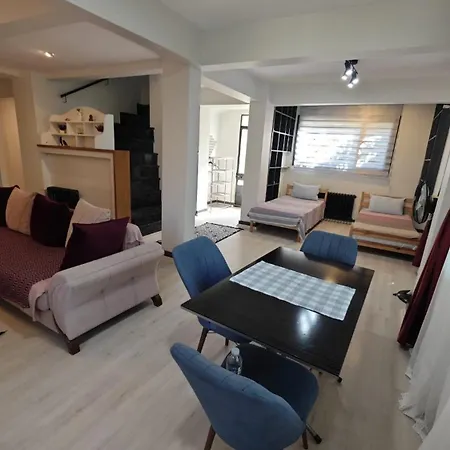 Peaceful Comfortable Clear Center Familyhouse Istanbul