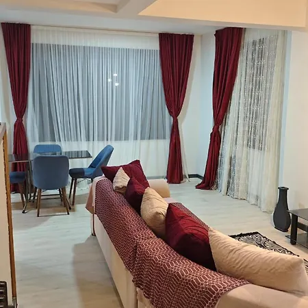 Peaceful Comfortable Clear Center Familyhouse דירה *